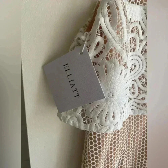 NWT Elliatt Dress Serenity Revolve Anthropologie Lace White Trumpet Mermaid Boho - Picture 10 of 15
